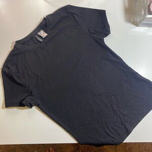 H&M | Tight Fit Black Tshirt | Size: M